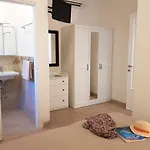 Mini Elba